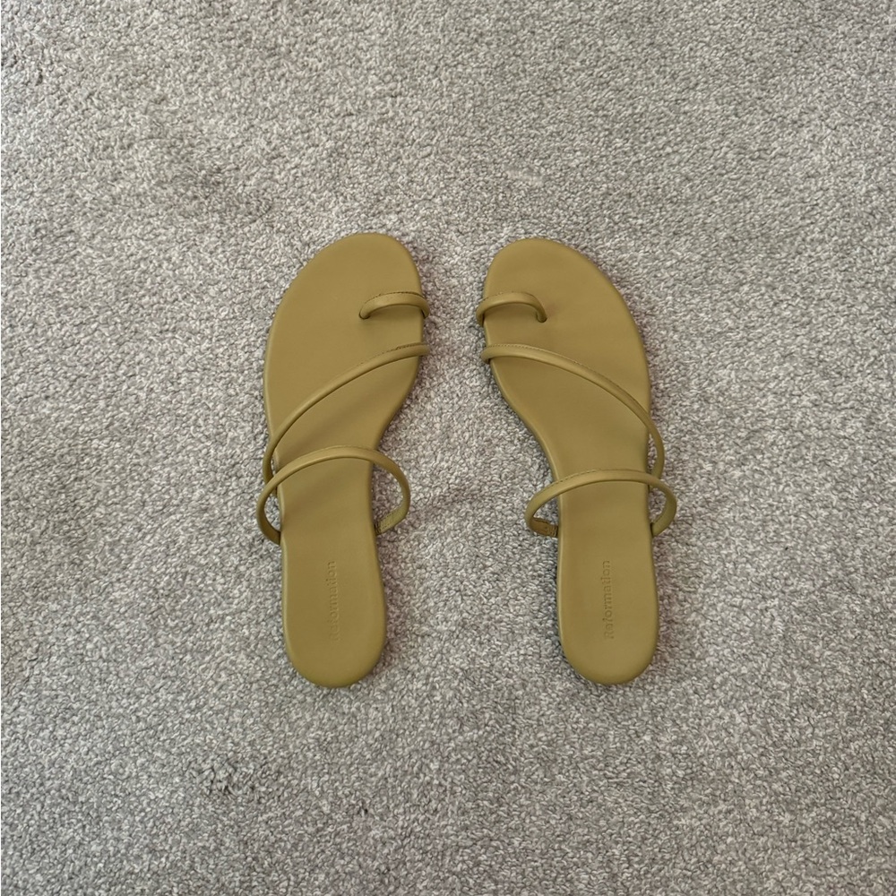 Reformation Ludo Toe Ring Sandal